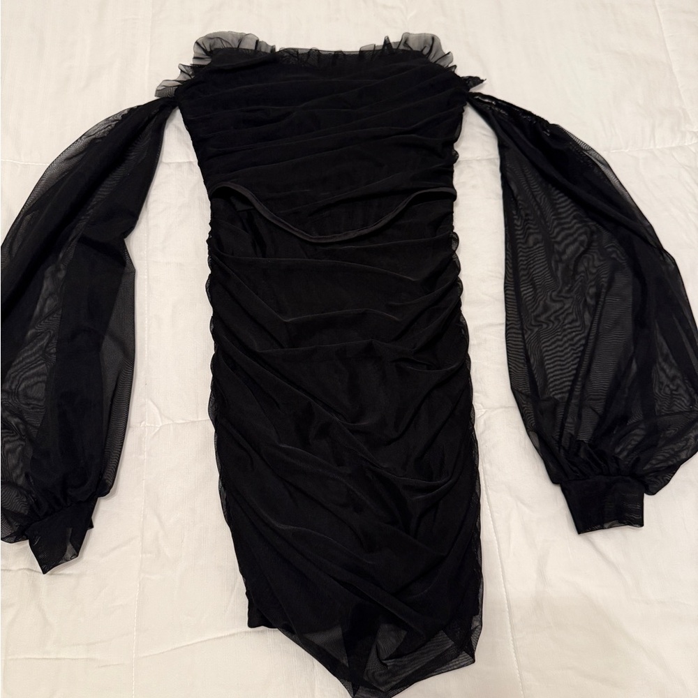 Missguided Black Off-Shoulder Ruched Bodycon Dress